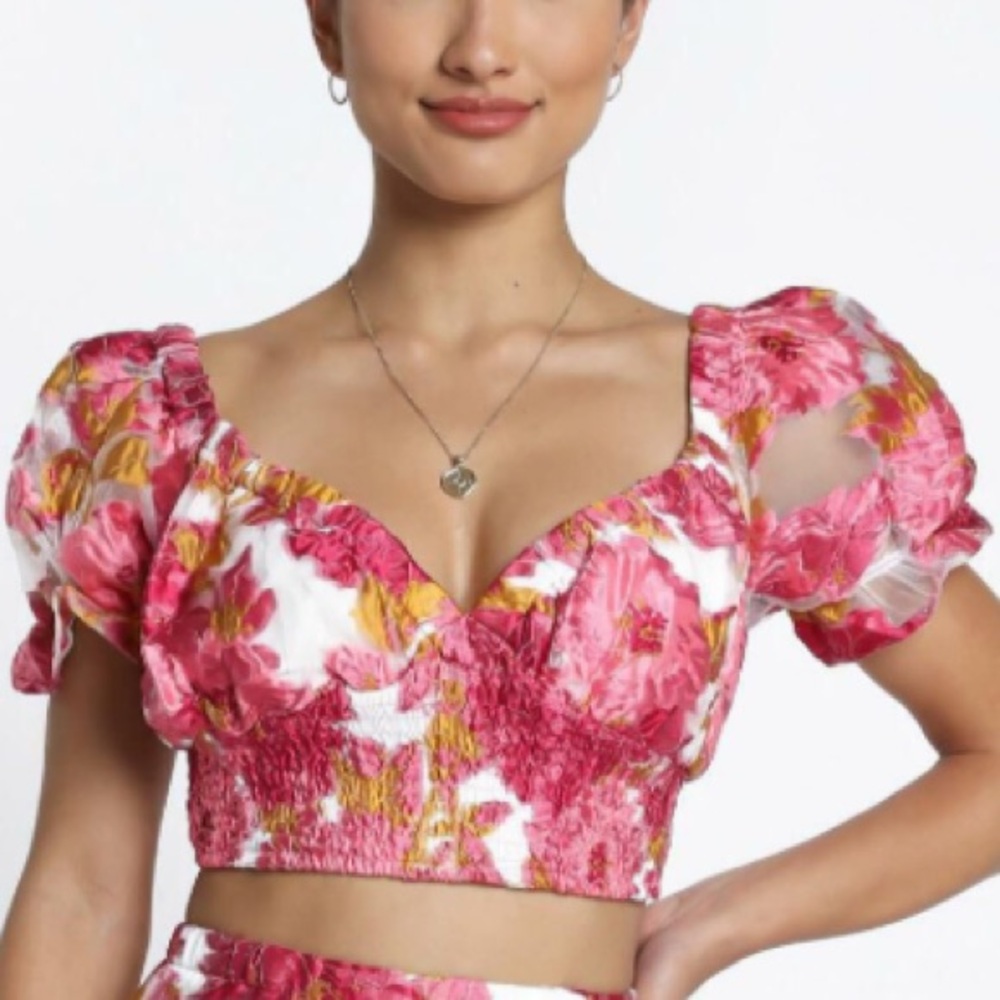 • Juliette Crop Top • Pink Brocade -•
